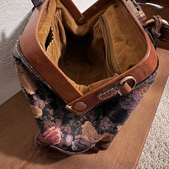 Patricia Nash Gracchi Satchel Bag - Picture 5 of 10